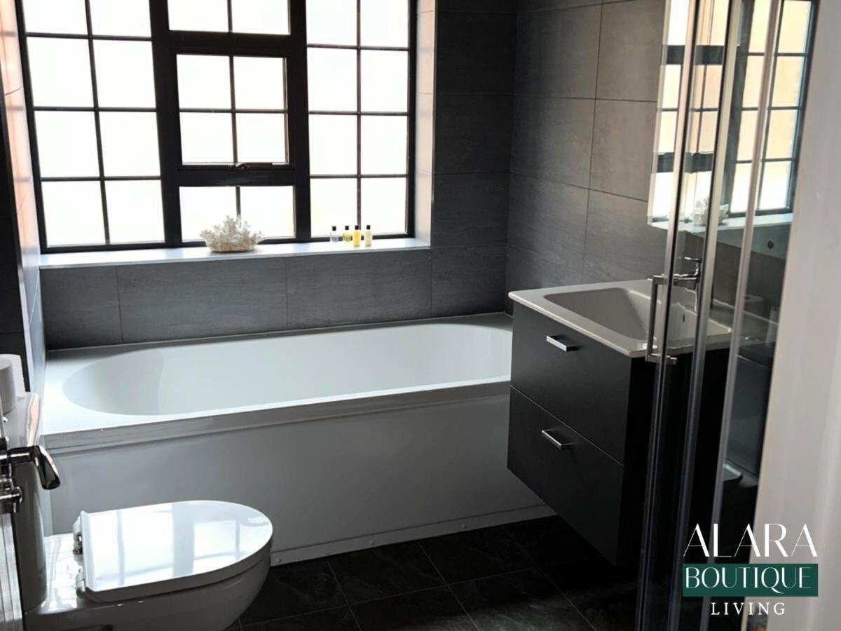 3 Floor Townhouse Luxury Living Alara Boutique Διαμέρισμα Μπέρμιγχαμ Εξωτερικό φωτογραφία